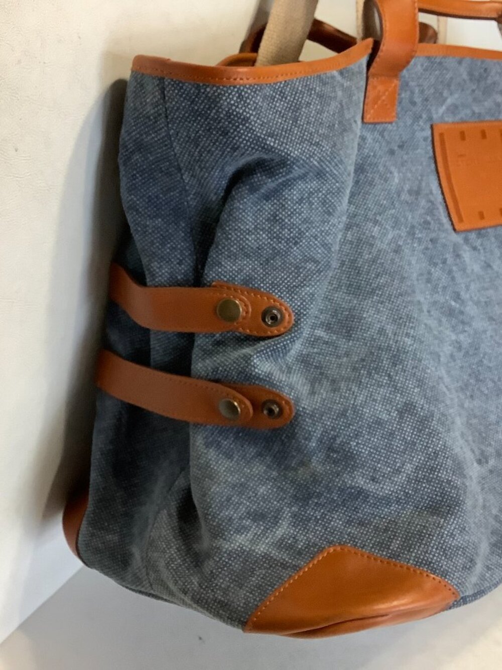 Peter Millar Tote Bag Carry On Duffel 21" x 13" x 12" Denim Blue - Picture 4 of 9